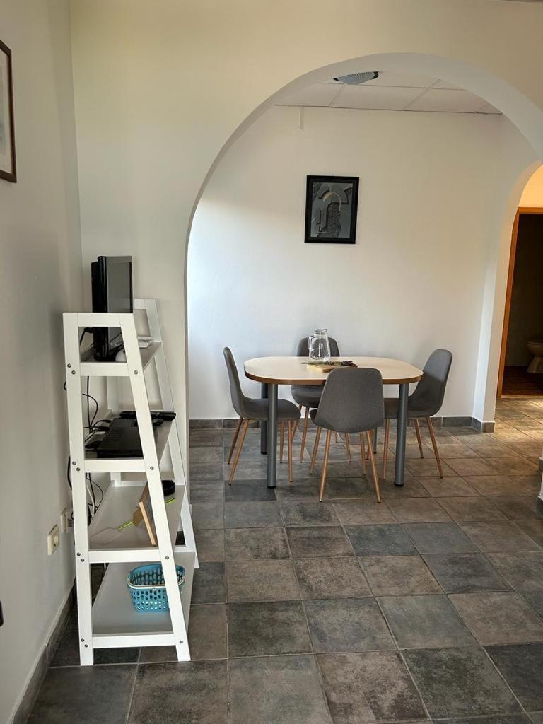 Apartments By The Sea Slatine, Ciovo - 1128 Quarto foto