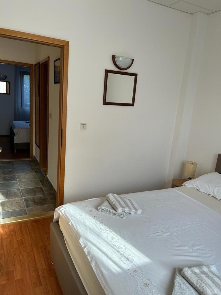Apartments By The Sea Slatine, Ciovo - 1128 Quarto foto