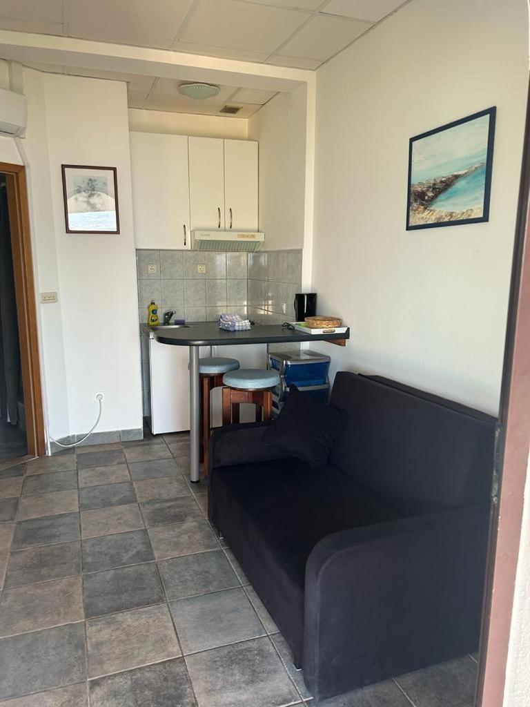 Apartments By The Sea Slatine, Ciovo - 1128 Quarto foto