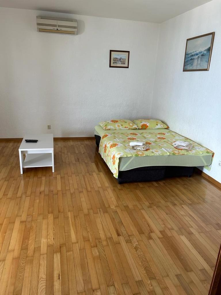 Apartments By The Sea Slatine, Ciovo - 1128 Quarto foto